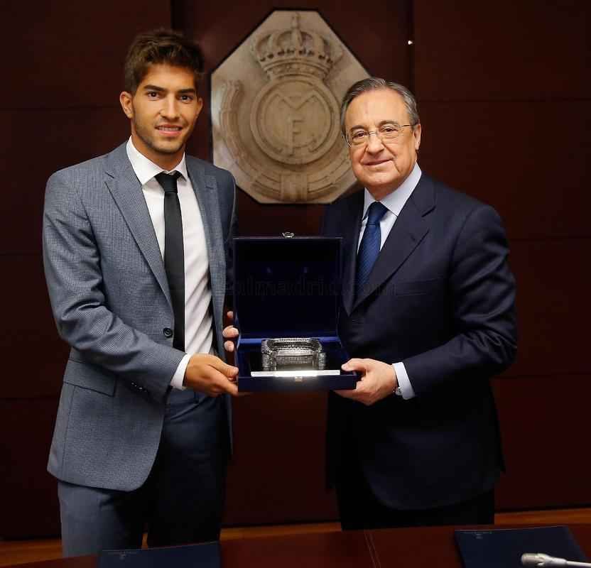 Imagens dos exames mdicos e apresentao de Lucas Silva no Real Madrid