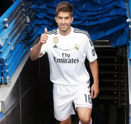 Imagens dos exames mdicos e apresentao de Lucas Silva no Real Madrid
