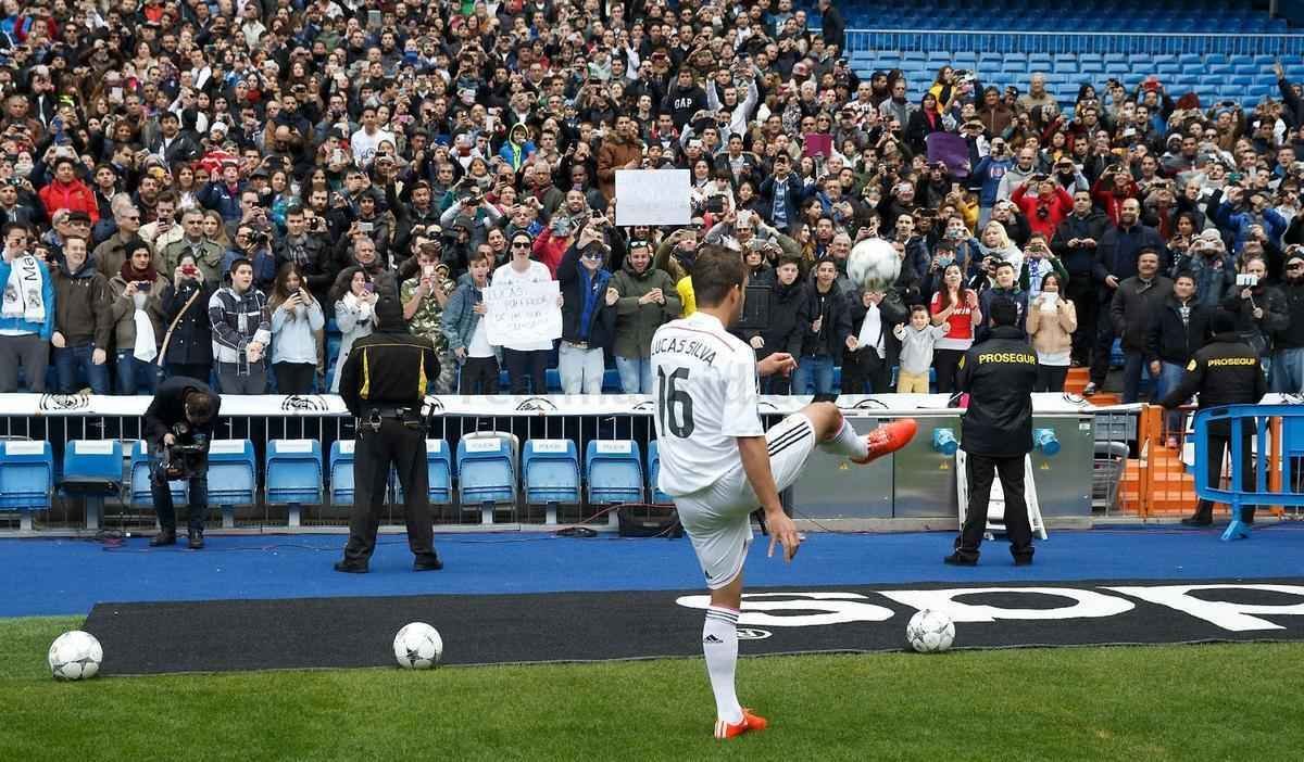 Imagens dos exames mdicos e apresentao de Lucas Silva no Real Madrid