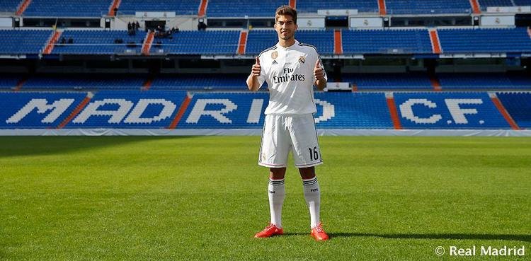 Imagens dos exames mdicos e apresentao de Lucas Silva no Real Madrid