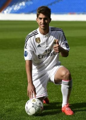 Imagens dos exames mdicos e apresentao de Lucas Silva no Real Madrid