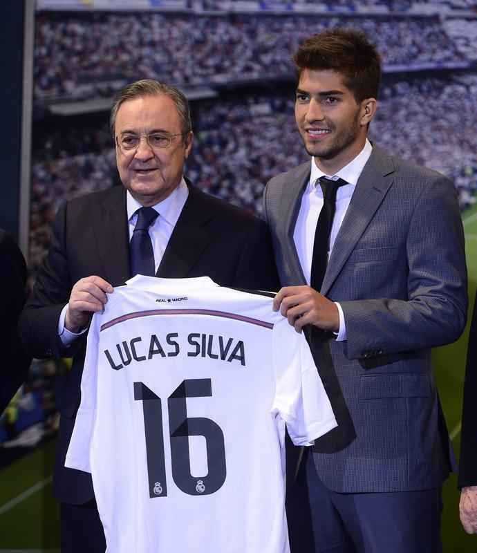 Imagens dos exames mdicos e apresentao de Lucas Silva no Real Madrid