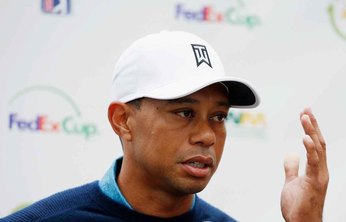 Em 2013, o golfista Tiger Woods foi vtima de injria racial durante cerimnia do European Gala. Seu companheiro de profisso, Sergio Garcia, disse, ao ser questionado se convidaria Woods para jantar: 'ns o teremos  mesa todas as noites. Vamos servir frango frito para ele'.  A frase faz referncia  escravido norte-americana - no perodo, os negros se alimentavam de frango diariamente.