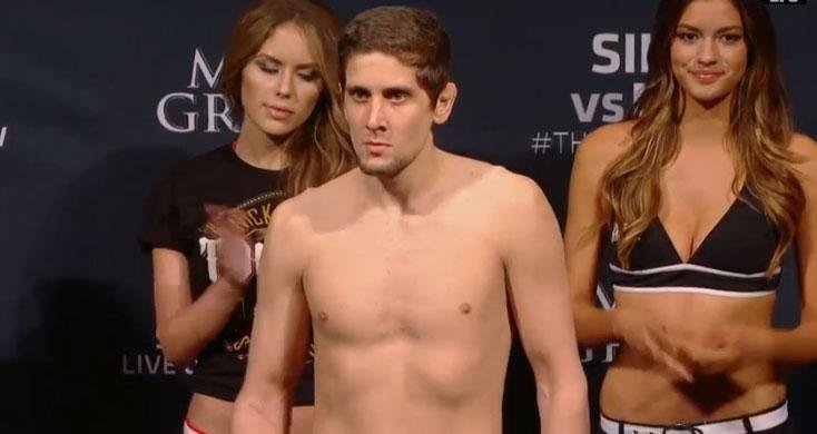 Confira a galeria de fotos da pesagem do UFC 183 - Jimy Hettes