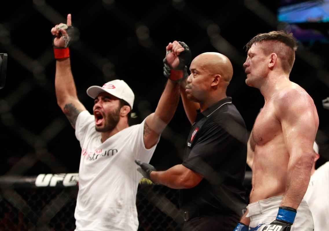 Rafael Sapo venceu Tom Watson por deciso unnime