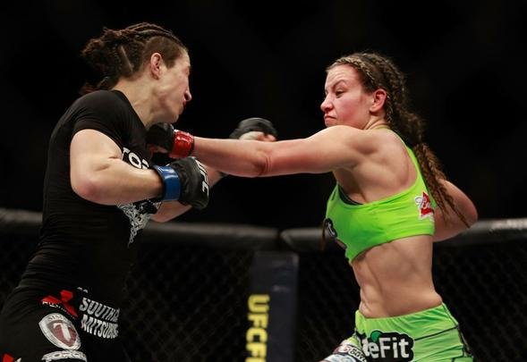 Miesha Tate venceu Sara McMann por decisão majoritária