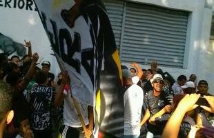 Imagens das torcidas antes da partida no Mamud�o