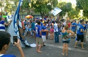Imagens das torcidas antes da partida no Mamud�o
