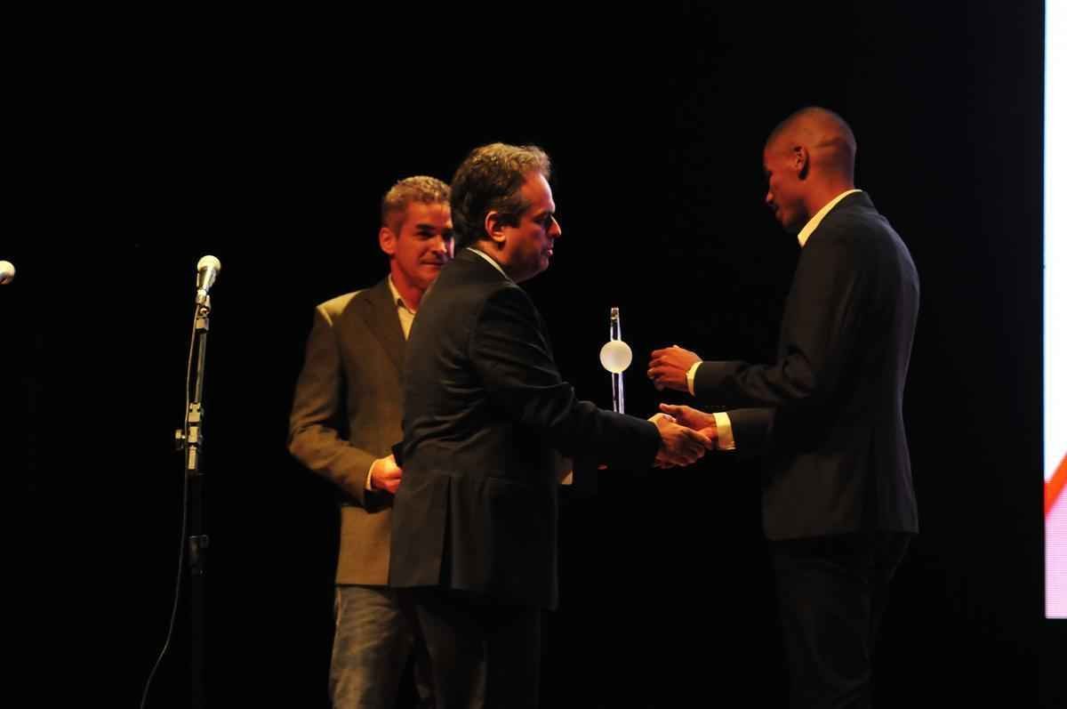 Melhores do esporte mineiro em 2014 foram premiados no Teatro Bradesco, em Belo Horizonte