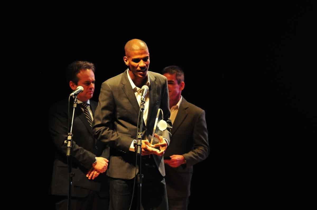 Melhores do esporte mineiro em 2014 foram premiados no Teatro Bradesco, em Belo Horizonte