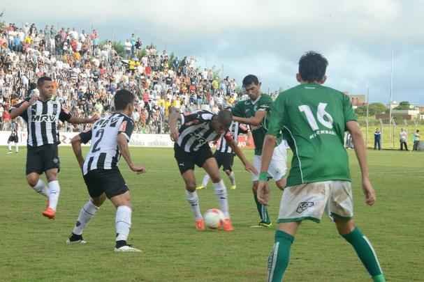 Atlético venceu o Mamoré por 2 a 0, em Patos de Minas, pelo Campeonato Mineiro