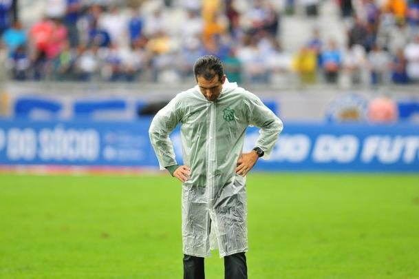 Cruzeiro e Caldense se enfrentaram em jogo vlido pela segunda rodada do Estadual