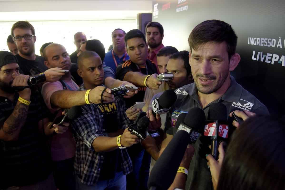 Demian Maia, protagonista da edio do UFC no Rio de Janeiro, em entrevista no Maracan 