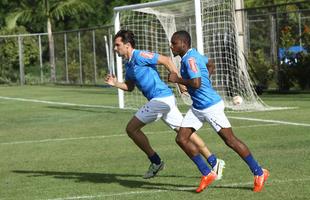 De Arrascaeta foi inscrito no BID e estrear pelo Cruzeiro contra o Guarani, nesta quarta; os reforos Paulo Andr e Willians participaram pela primeira vez de uma atividade sob o comando de Marcelo Oliveira