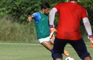 De Arrascaeta foi inscrito no BID e estrear pelo Cruzeiro contra o Guarani, nesta quarta; os reforos Paulo Andr e Willians participaram pela primeira vez de uma atividade sob o comando de Marcelo Oliveira