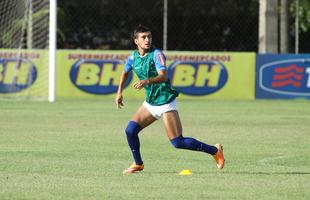 De Arrascaeta foi inscrito no BID e estrear pelo Cruzeiro contra o Guarani, nesta quarta; os reforos Paulo Andr e Willians participaram pela primeira vez de uma atividade sob o comando de Marcelo Oliveira