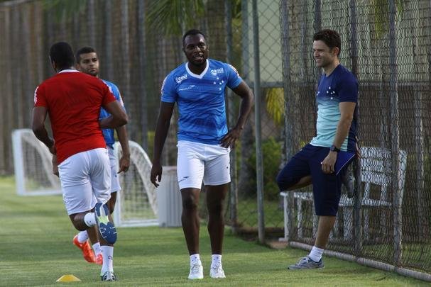 Cruzeiro venceu Minas Boca por 1 a 0 na Toca jogando com reservas e cinco novos reforos