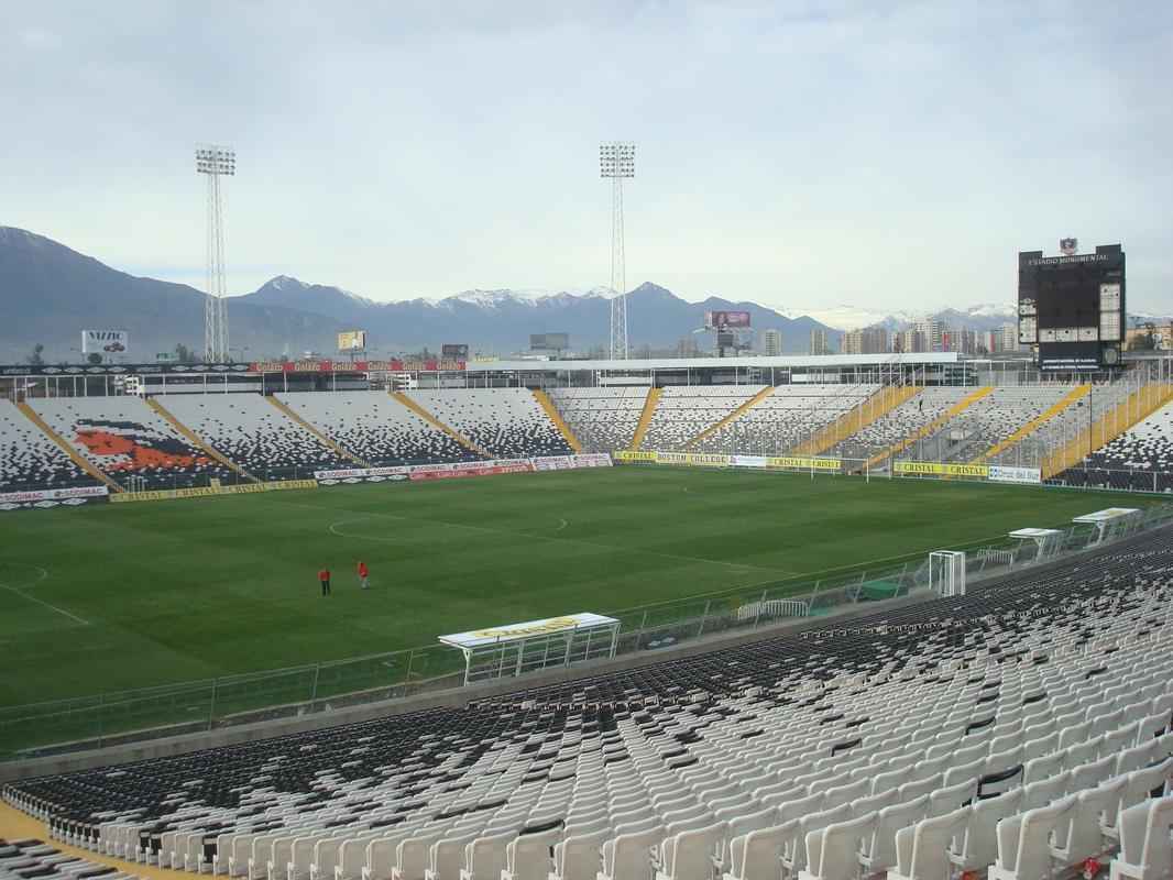 Estdio Monumental David Arellano, onde o Colo Colo mandar seus jogos na Libertadores