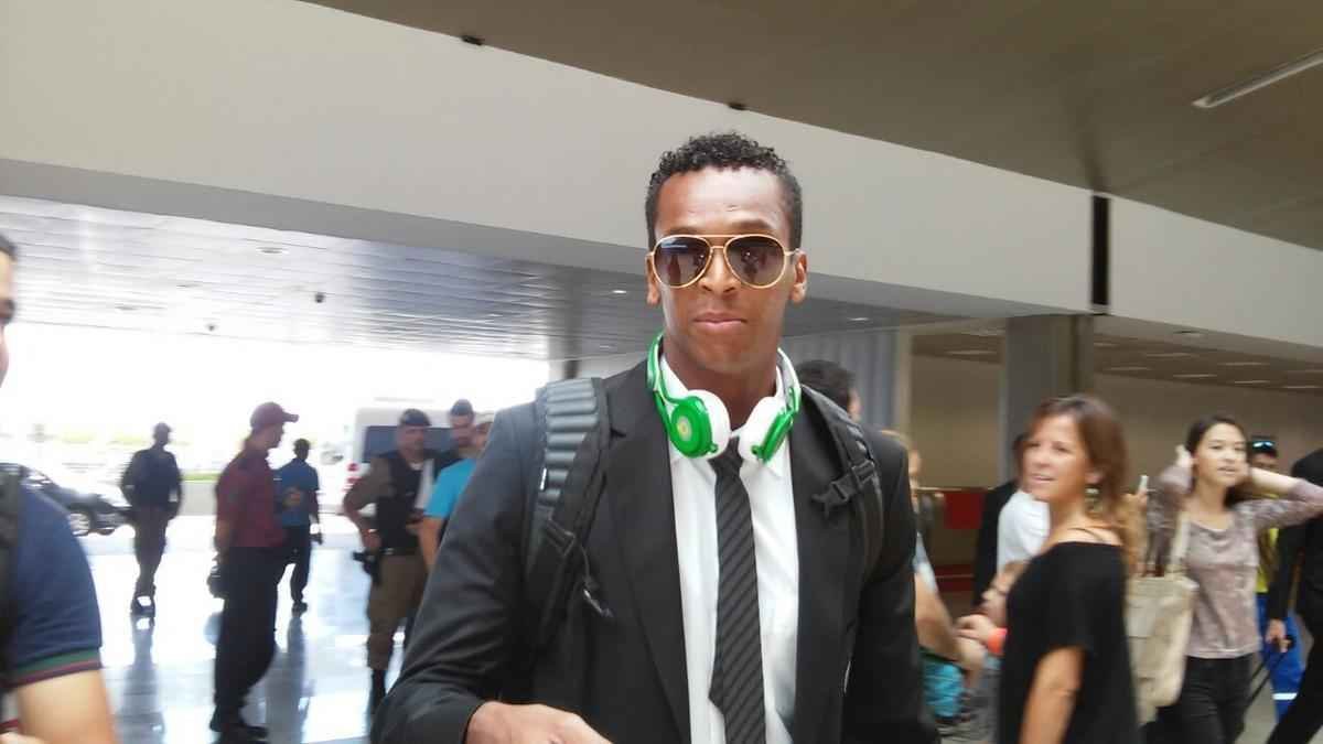 Embarque do Atltico para enfrentar o Colo Colo no Chile