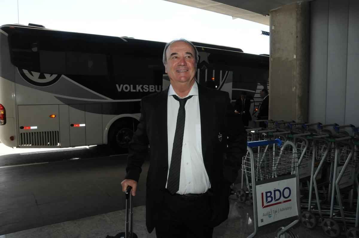 Embarque do Atltico para enfrentar o Colo Colo no Chile