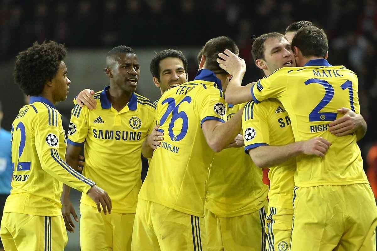 Empate por 1 a 1 no Parque dos Prncipes foi prestigiado por Ra, Beckham, Dunga, Michel Platini e Alex Ferguson