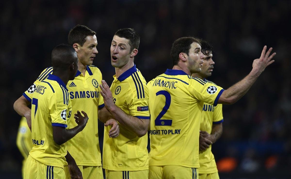 Empate por 1 a 1 no Parque dos Prncipes foi prestigiado por Ra, Beckham, Dunga, Michel Platini e Alex Ferguson