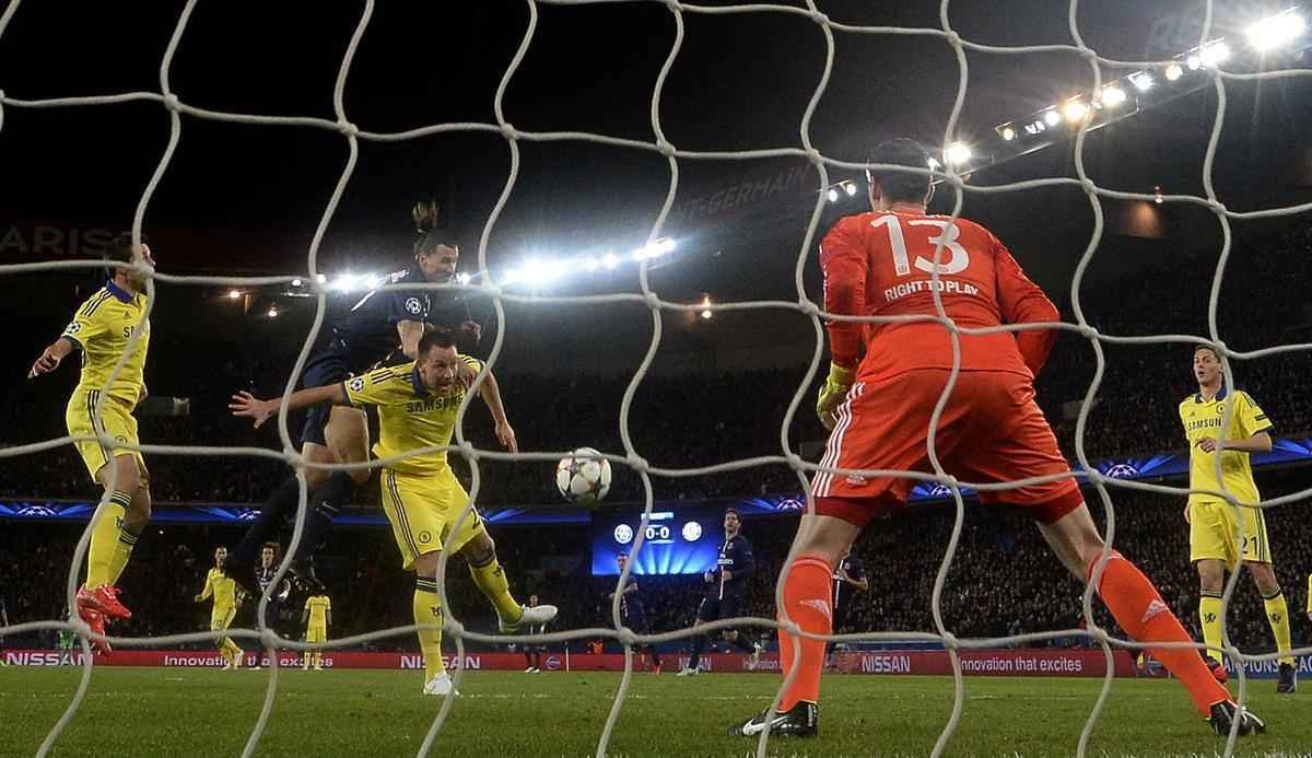 Empate por 1 a 1 no Parque dos Prncipes foi prestigiado por Ra, Beckham, Dunga, Michel Platini e Alex Ferguson