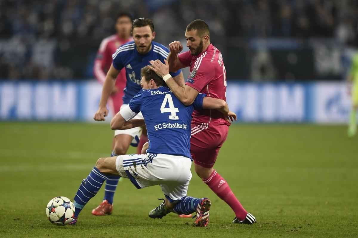 Real Madrid visitou o Schalke 04 em Gelsenkirchen, na Alemanha, no jogo de ida das oitavas de final