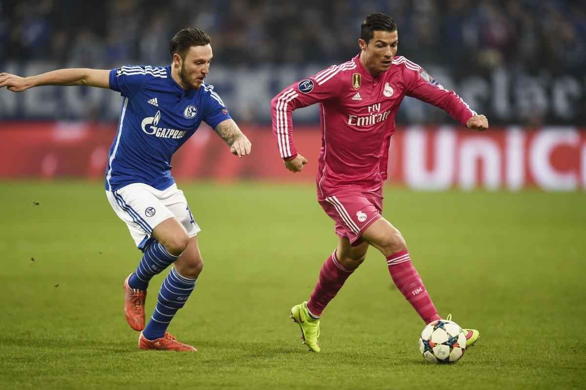 Real Madrid visitou o Schalke 04 em Gelsenkirchen, na Alemanha, no jogo de ida das oitavas de final
