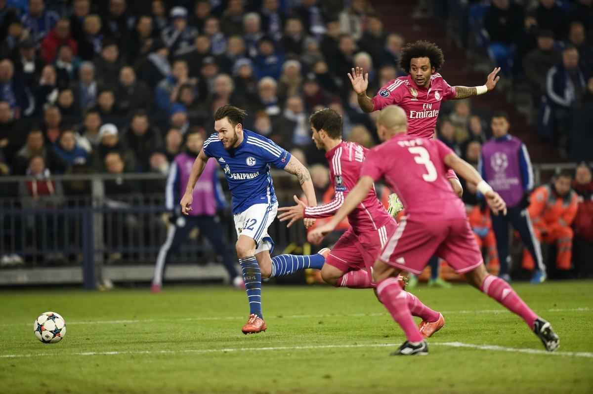 Lucas Silva, ex-Cruzeiro, foi titular do Real Madrid na Liga dos Campees no jogo contra o Schalke, na Alemanha