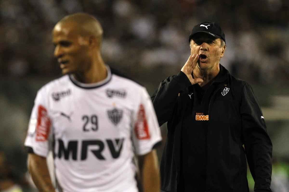 Atltico foi a Santiago para enfrentar o Colo Colo no estdio Monumental
