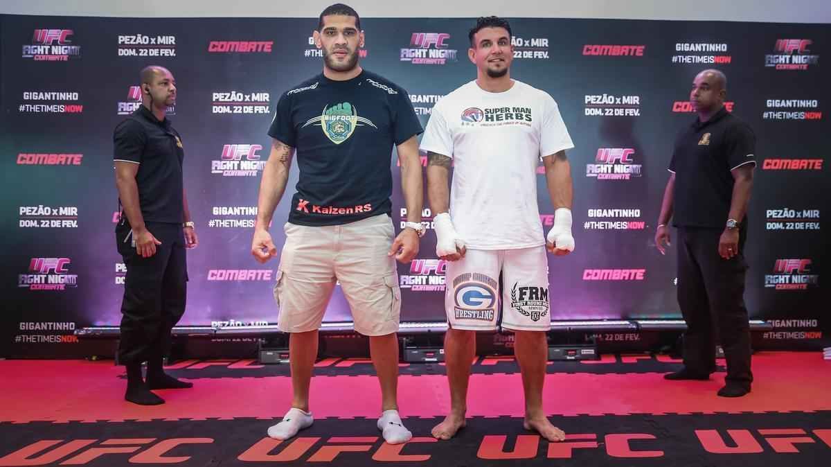 Treino aberto do UFC em Porto Alegre - Antnio Pezo e Frank Mir