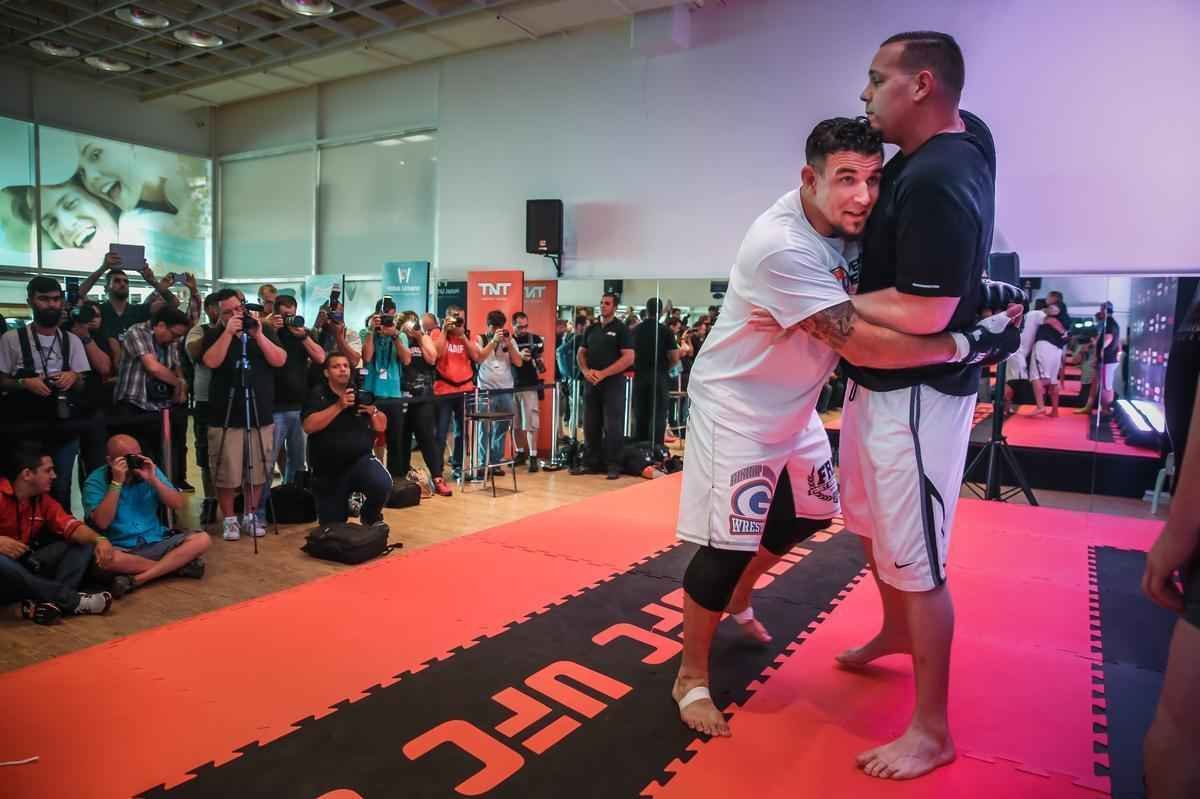 Treino aberto do UFC em Porto Alegre - Frank Mir