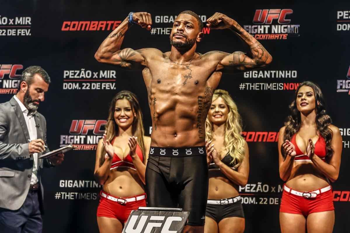 Pesagem do UFC em Porto Alegre - Michael Johnson