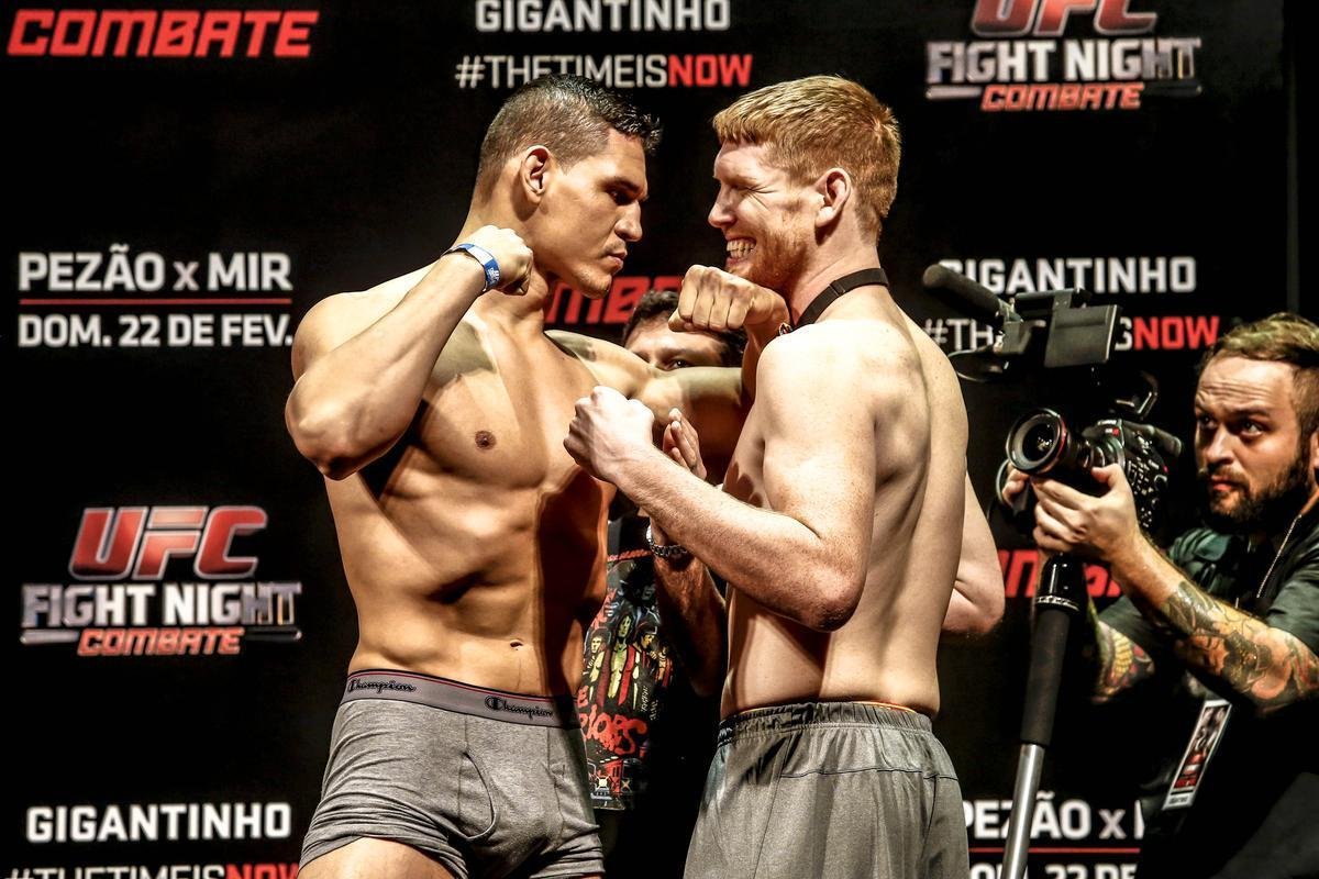 Pesagem do UFC em Porto Alegre - Cezar Mutante x Sam Alvey