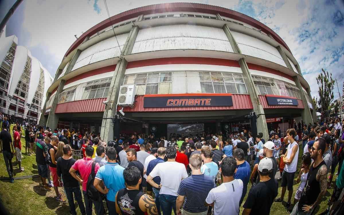 Fotos do evento realizado para os fs do UFC em Porto Alegre