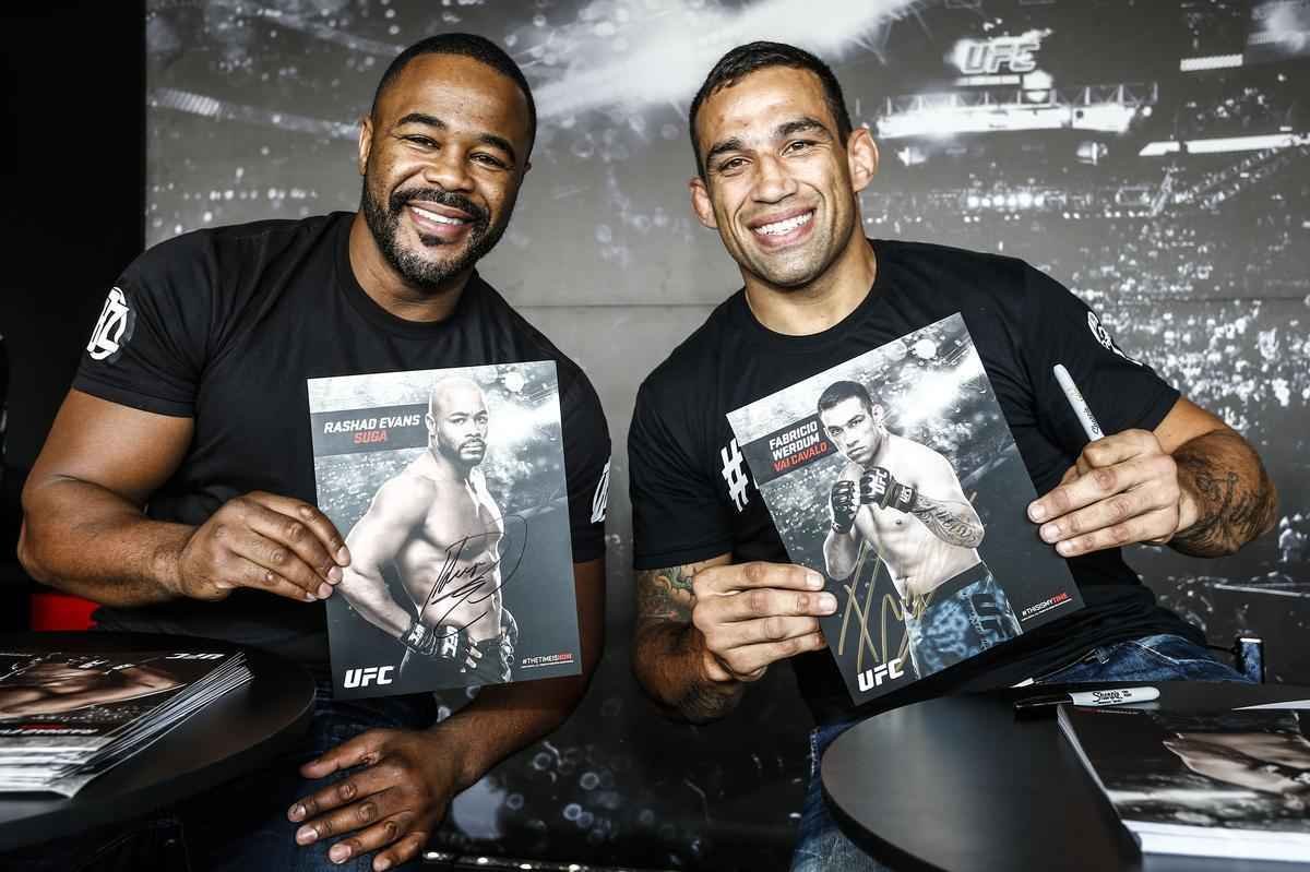 Fotos do evento realizado para os fs do UFC em Porto Alegre