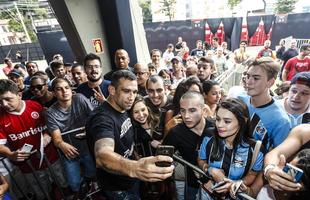 Fotos do evento realizado para os fs do UFC em Porto Alegre
