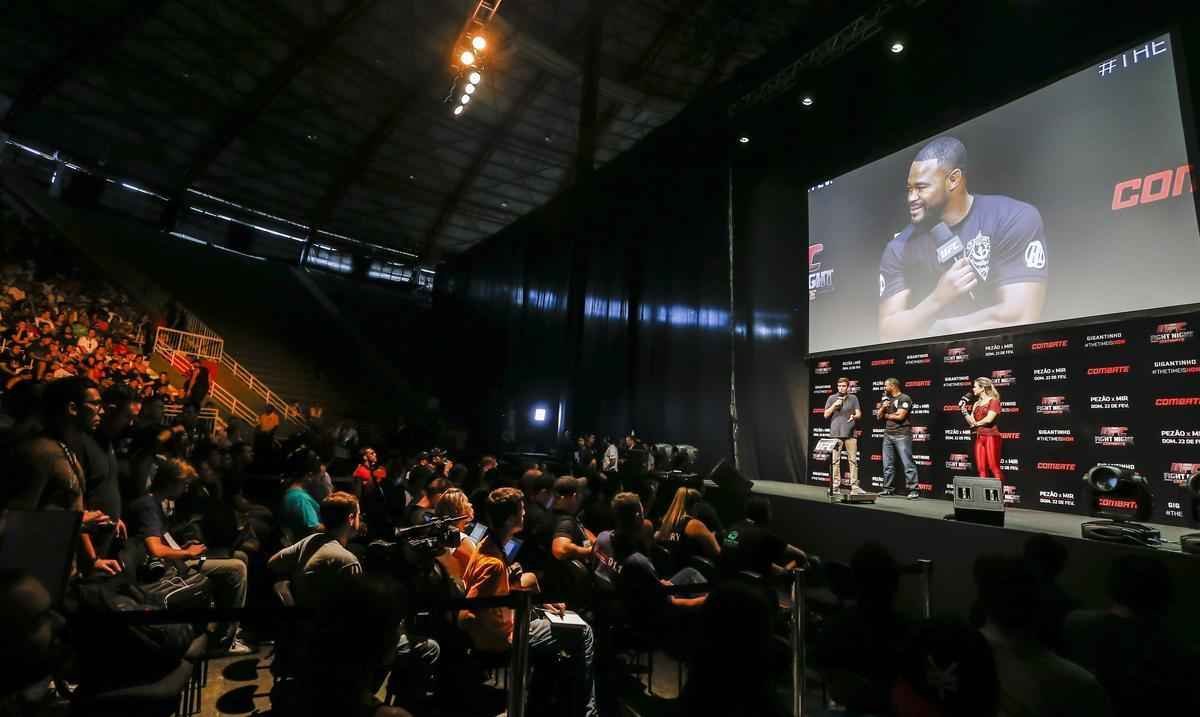 Fotos do evento realizado para os fs do UFC em Porto Alegre
