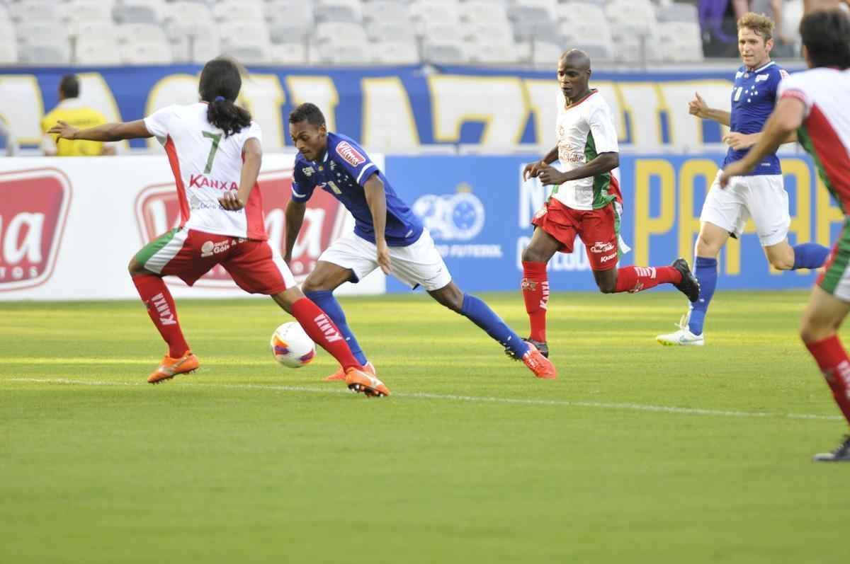 Imagens do confronto entre Cruzeiro e Boa, no Mineiro, pela quarta rodada do Campeonato Mineiro