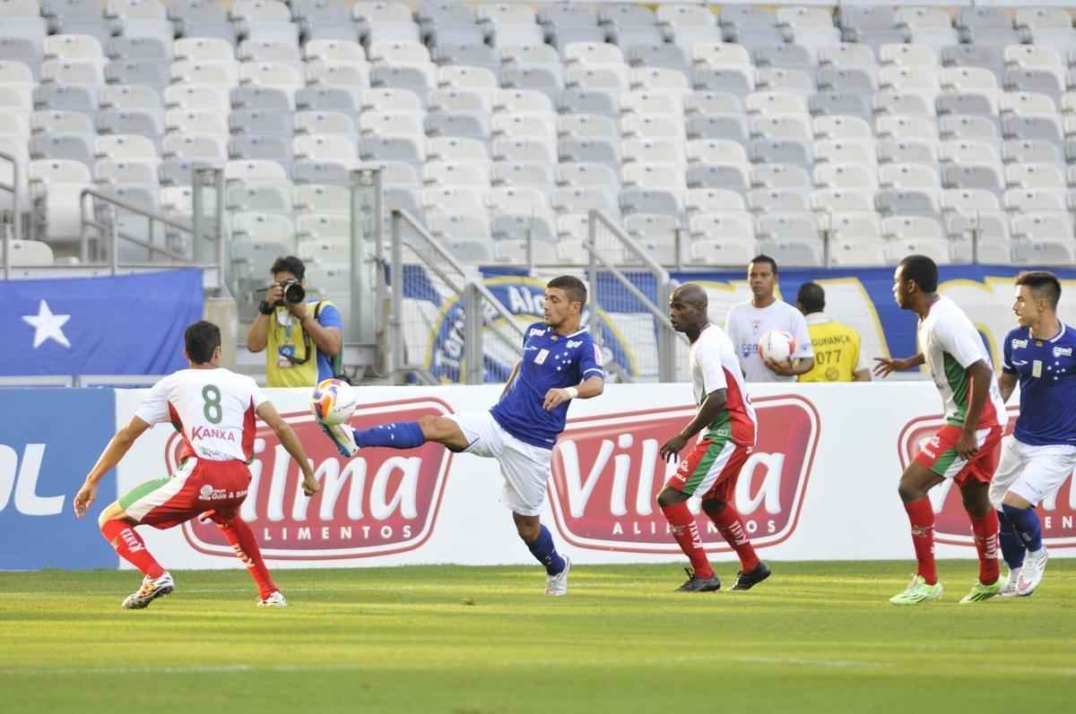 Imagens do confronto entre Cruzeiro e Boa, no Mineiro, pela quarta rodada do Campeonato Mineiro