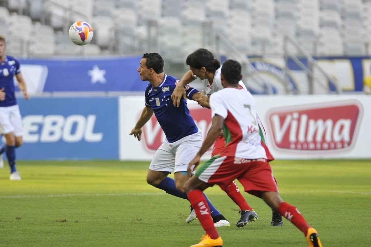 Imagens do confronto entre Cruzeiro e Boa, no Mineiro, pela quarta rodada do Campeonato Mineiro