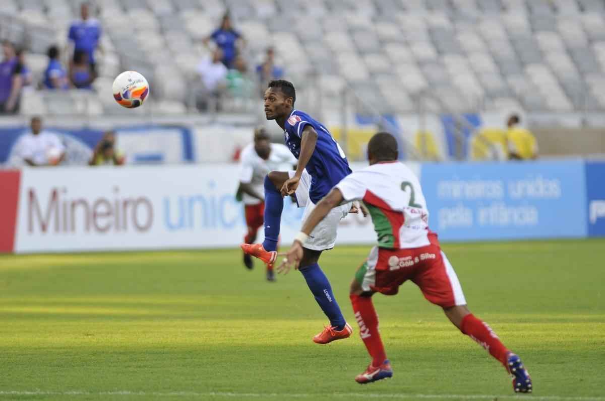 Imagens do confronto entre Cruzeiro e Boa, no Mineiro, pela quarta rodada do Campeonato Mineiro