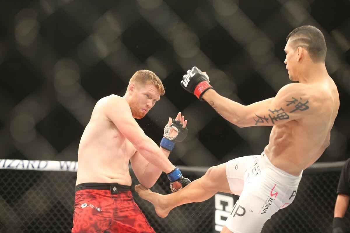 Fotos da derrota do mineiro Cezar Mutante em Porto Alegre