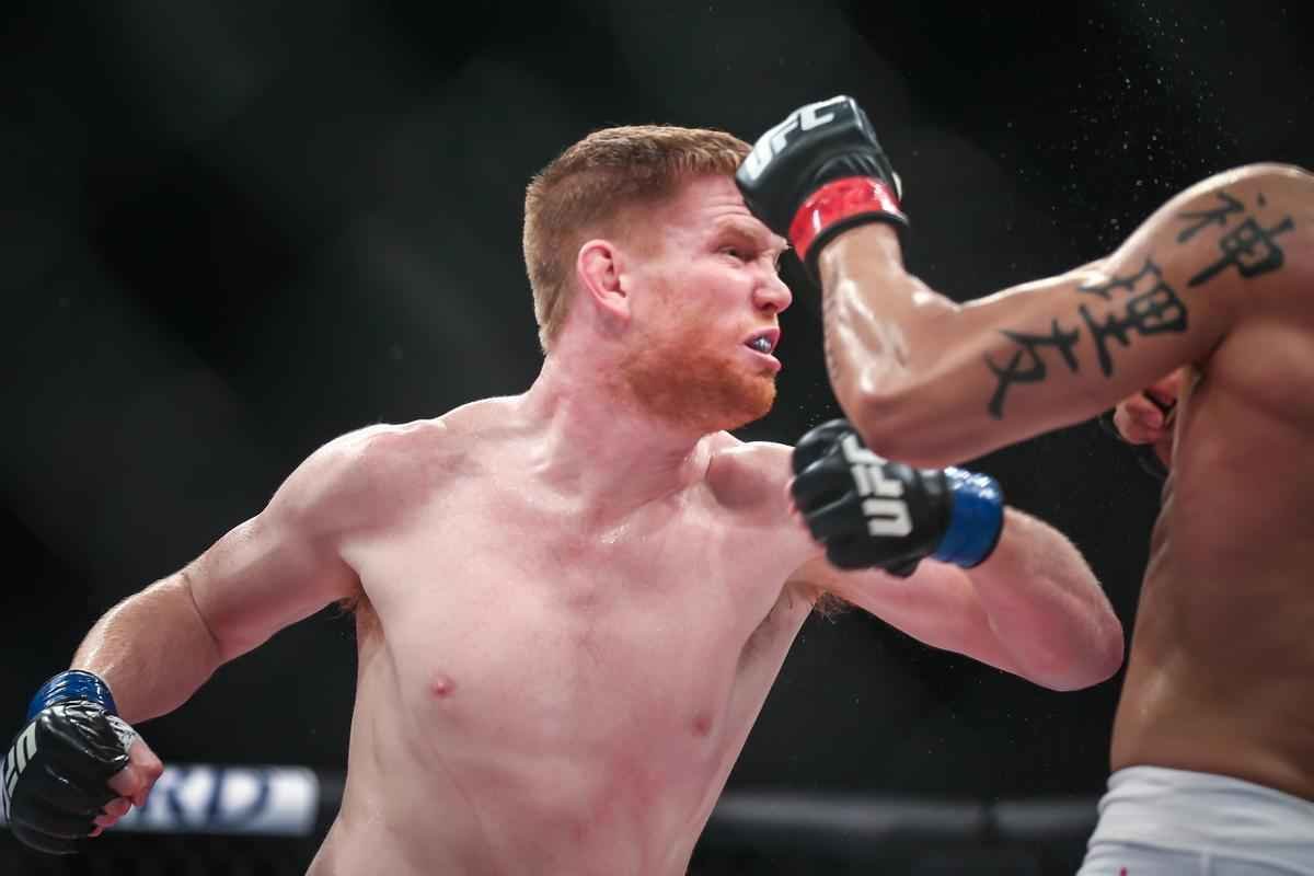 Fotos da derrota do mineiro Cezar Mutante em Porto Alegre