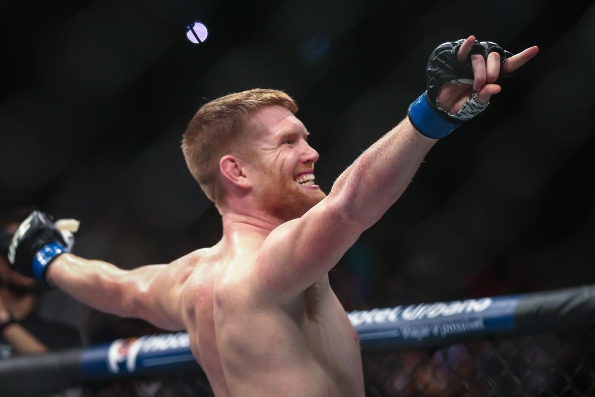 Fotos da derrota do mineiro Cezar Mutante em Porto Alegre