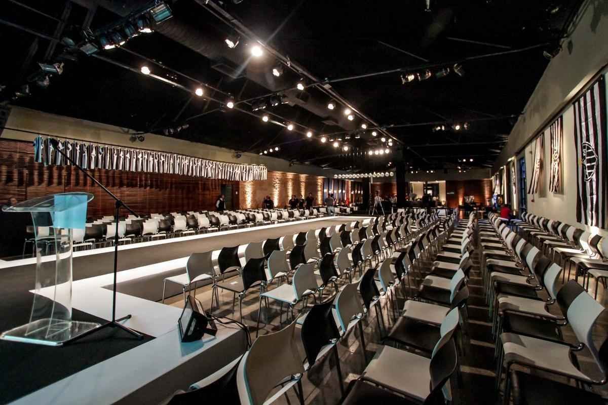 Casa de eventos pronta para receber festa de lanamento de uniforme do Atltico