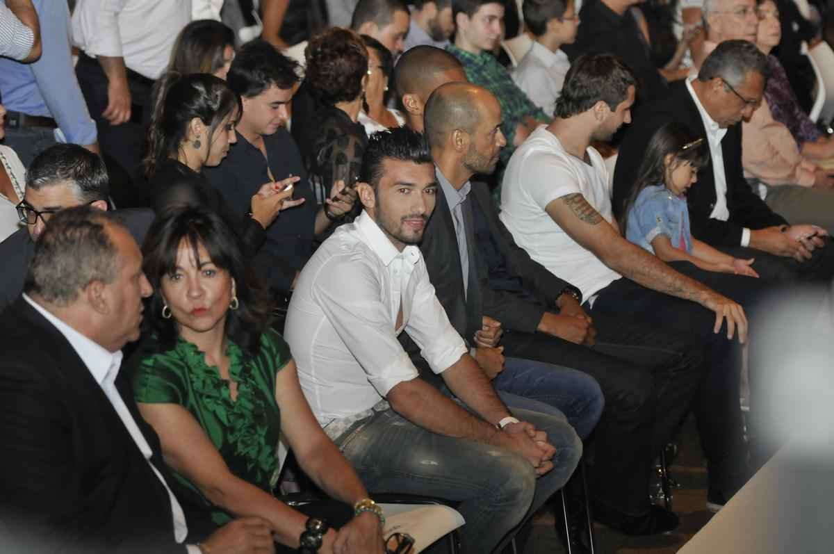 Fotos do novo uniforme do Atltico