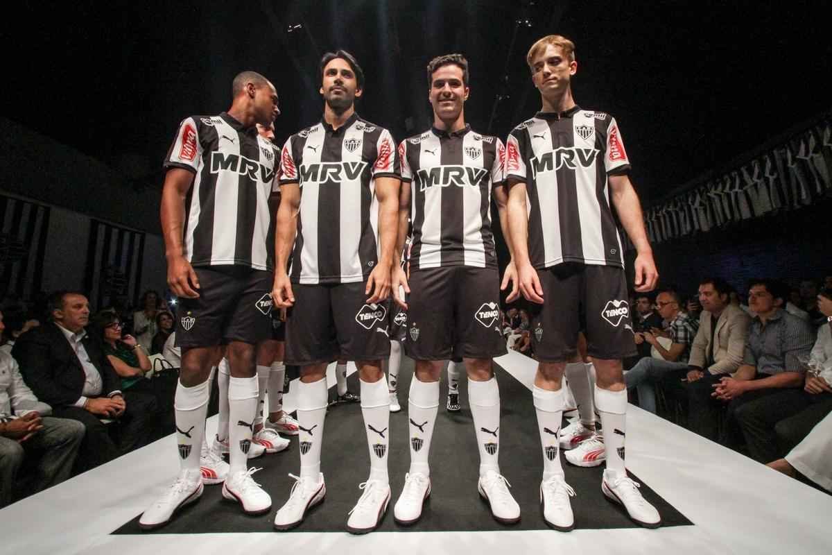 Fotos do novo uniforme do Atltico