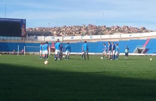Equipe treinou no estdio Ptria, onde disputar a estreia da Libertadores contra o Universitario